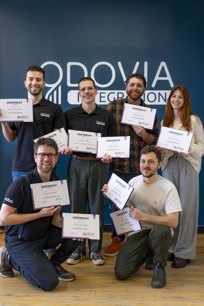 équipe odovia avec les certifications odoo